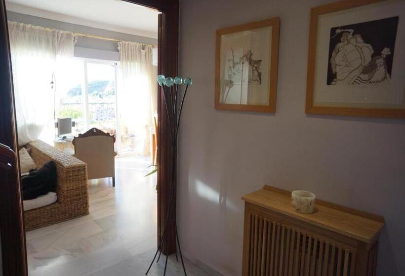 Cute And Relaxing Bed And Breakfast En Albayzín