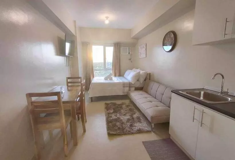 Hotelli Avida Iloilo Tower 3 411