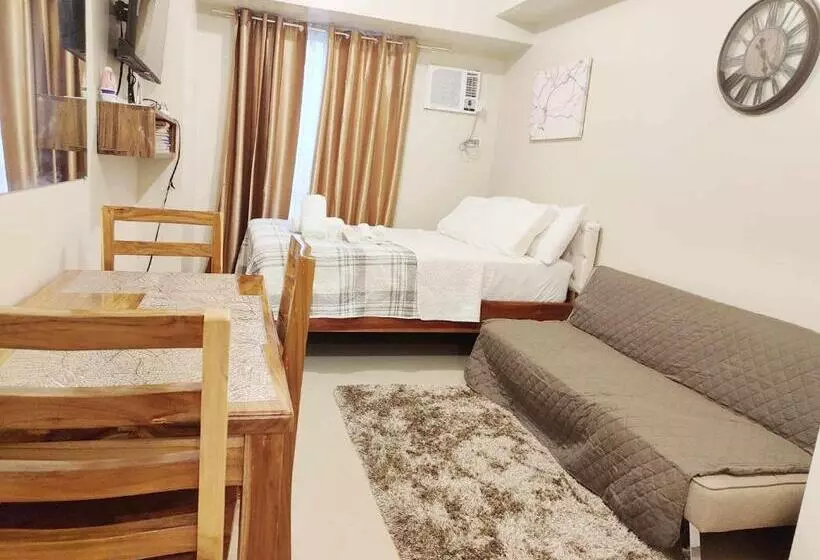Hotelli Avida Iloilo Tower 3 411