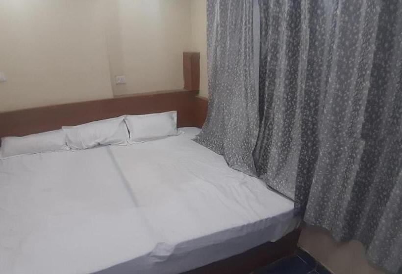 בית מלון כפרי Gupta Avenue