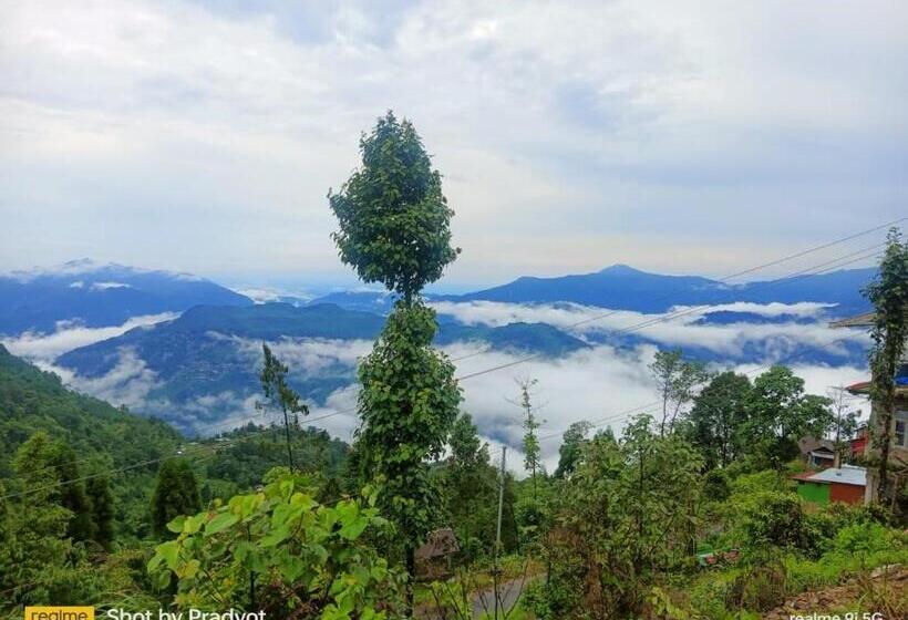 ホテル Himalaya View & Restaurant