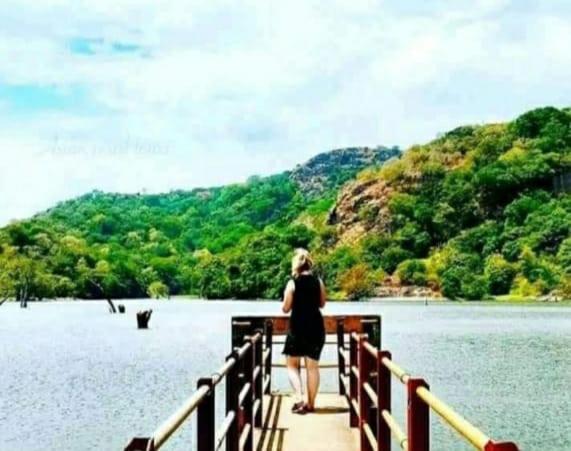 Hotelli Iluk Villa Buduruwagala