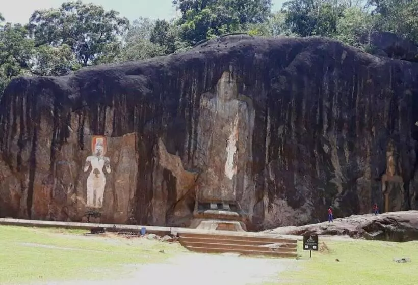 ホテル Iluk Villa Buduruwagala