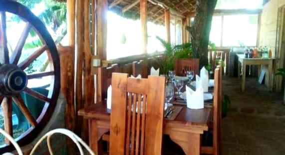 Hotelli Iluk Villa Buduruwagala