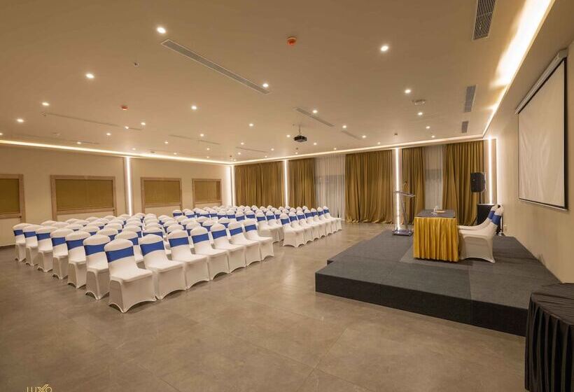 فندق Luxo Kochi