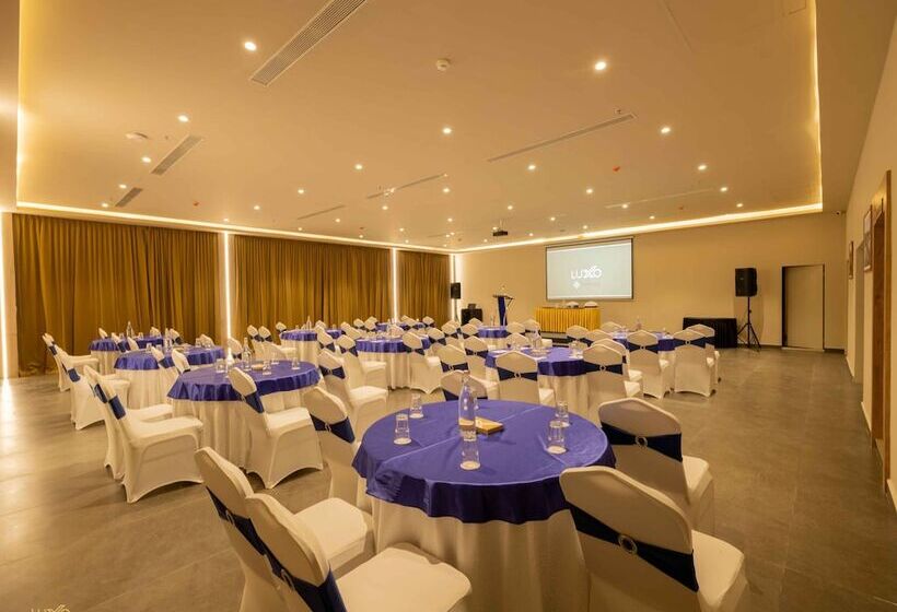 فندق Luxo Kochi