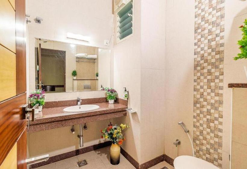 Hotel Octave Kanthi Comforts, Bengaluru