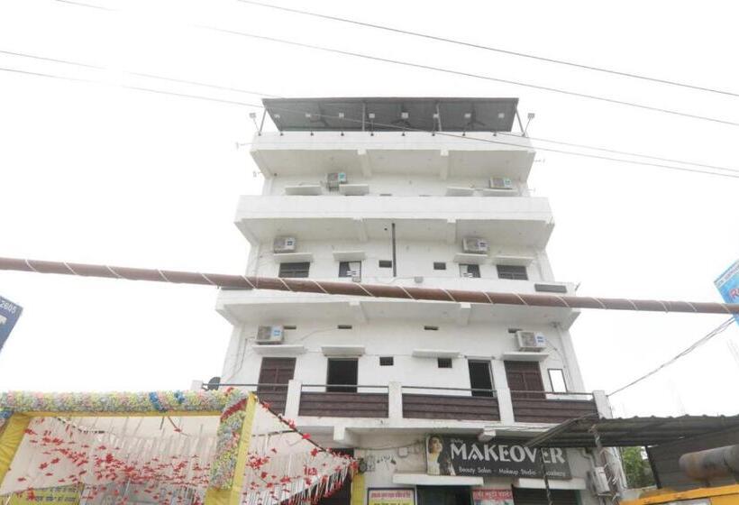 Hotel Oyo The Hotal Vishnu