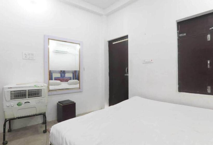 Hotel Oyo The Hotal Vishnu