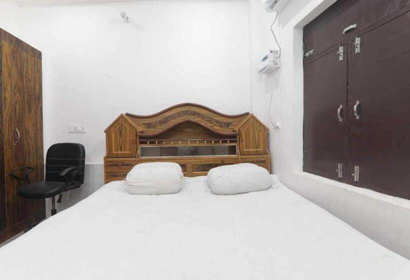 Hotel Oyo The Hotal Vishnu