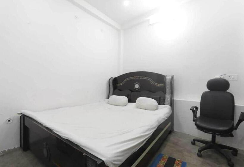 Hotel Oyo The Hotal Vishnu