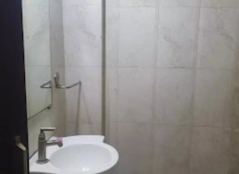 ホテル Parth Inn, Wardha
