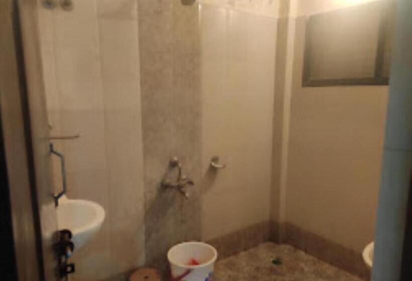 Hotel Parth Inn, Wardha