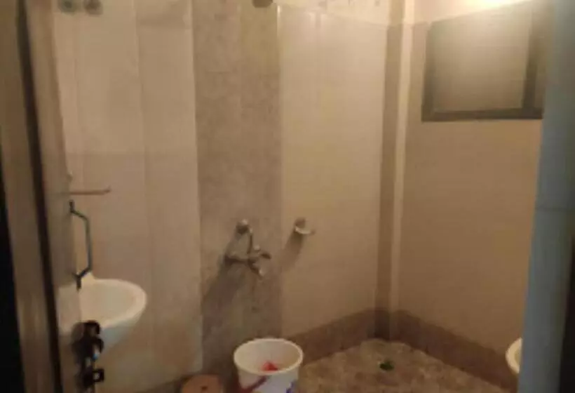 ホテル Parth Inn, Wardha