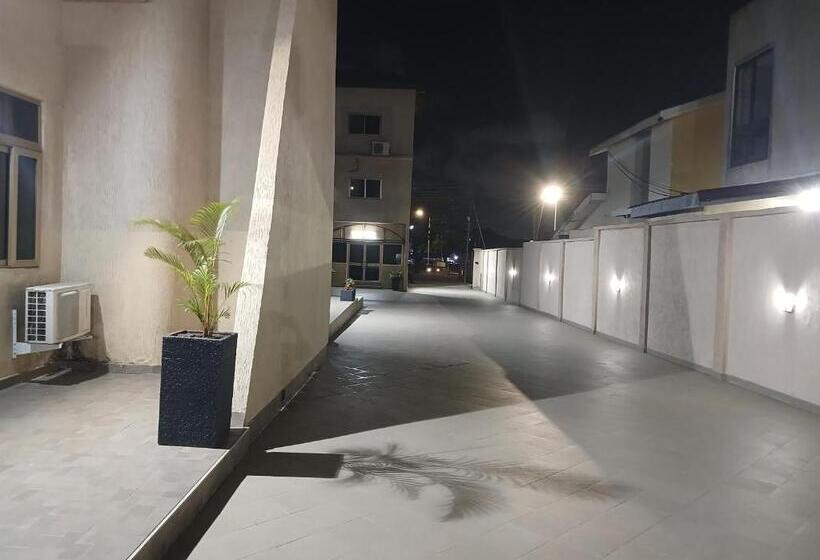 ホテル Relax Court