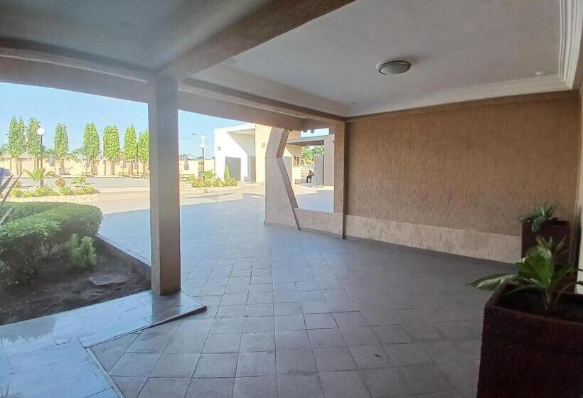 ホテル Relax Court