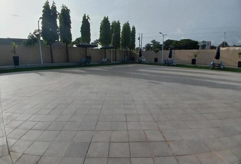 ホテル Relax Court