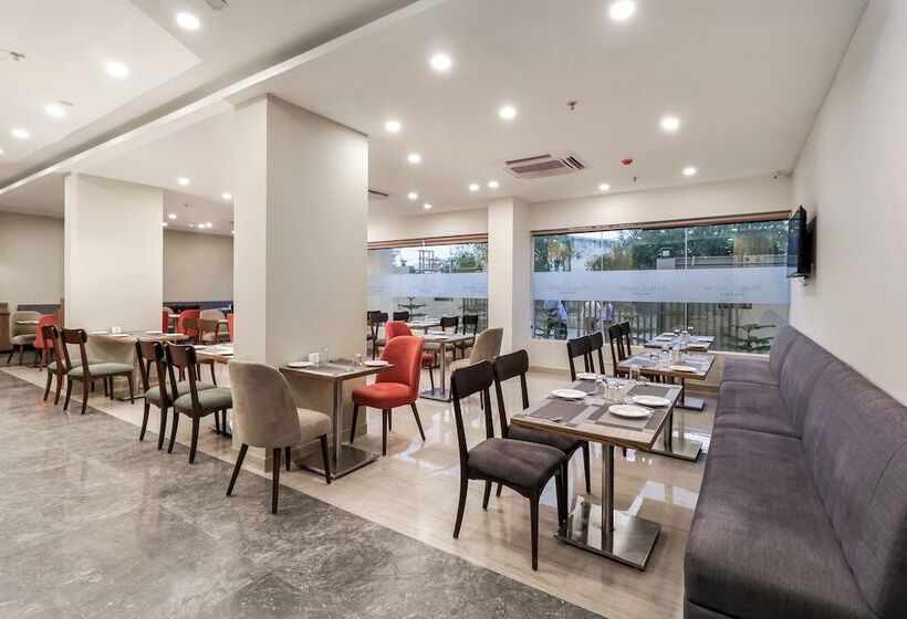 酒店 Starlit Suites Newtown Kolkata