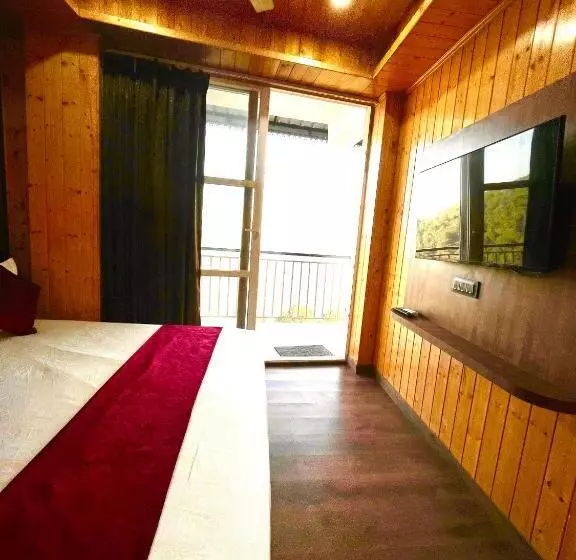 ホテル The Poplars Estate, Kasauli