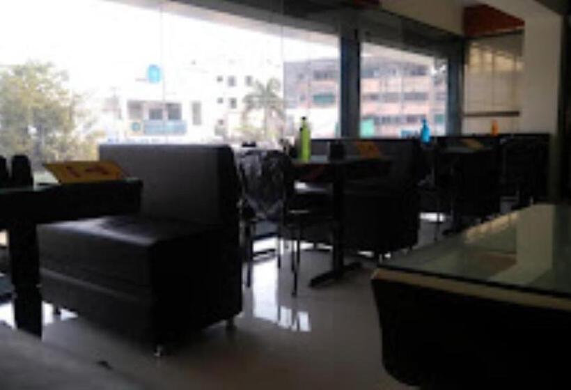 ホテル Vaibhav,akola