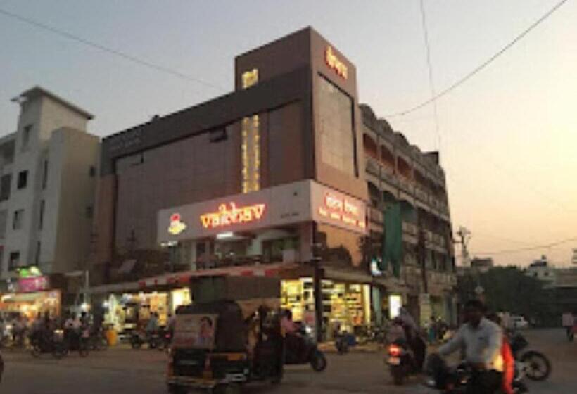 ホテル Vaibhav,akola