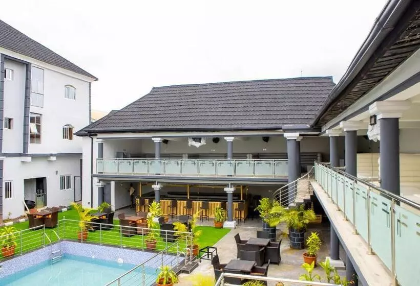 هتل Wingate Exotic