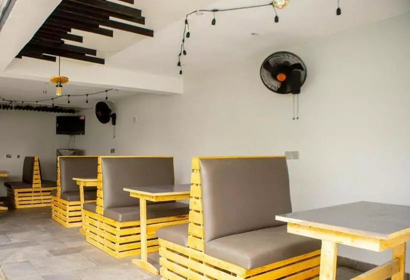 هتل Wingate Exotic