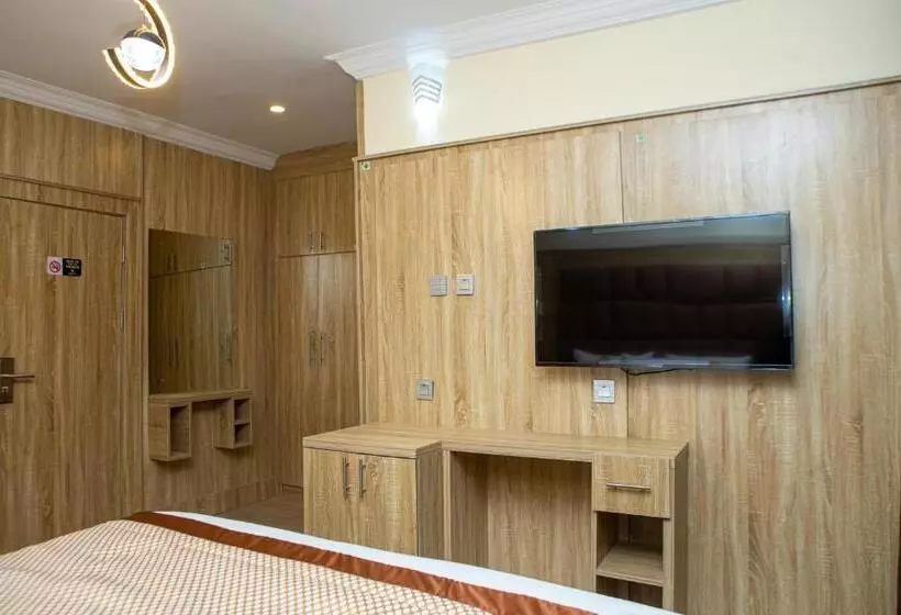 هتل Wingate Exotic