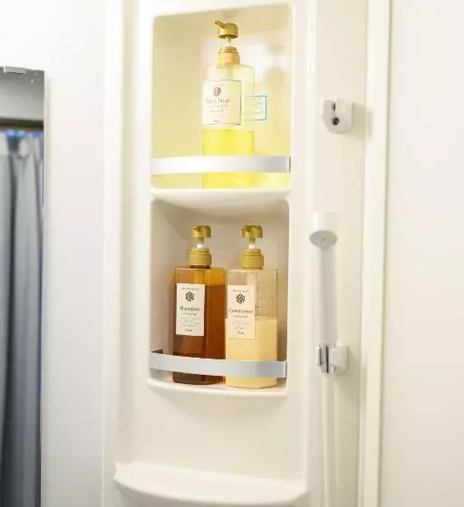 هتل Yiyihouse Shinsaibashi