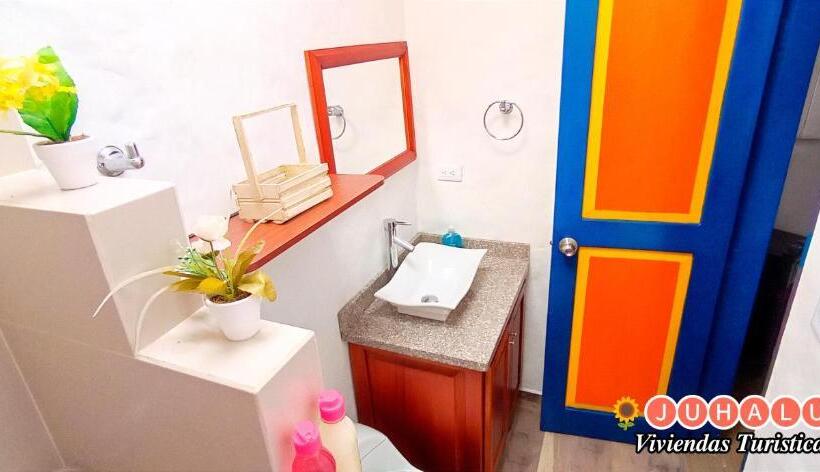 پانسیون ᒍᑌᕼᗩᒪᑌ