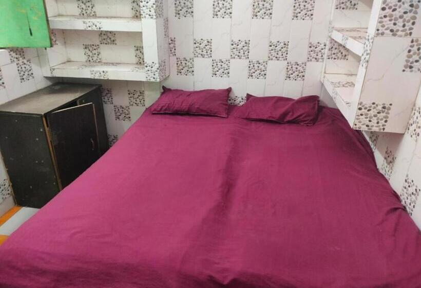 פנסיון Kanti Devi Seva Sadan