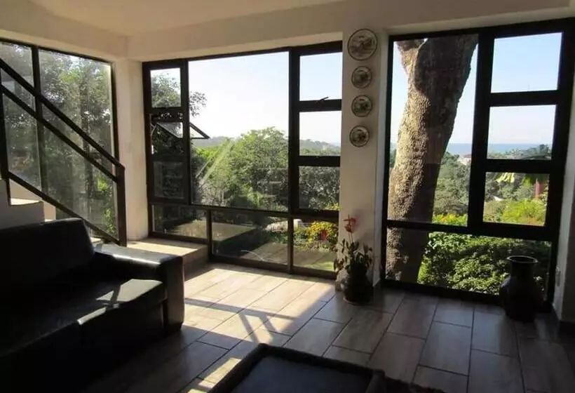ペンション Marina Beach Guest House