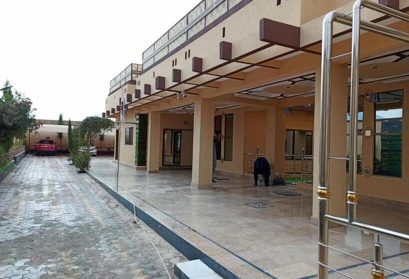 بنسيون Metro Guest House