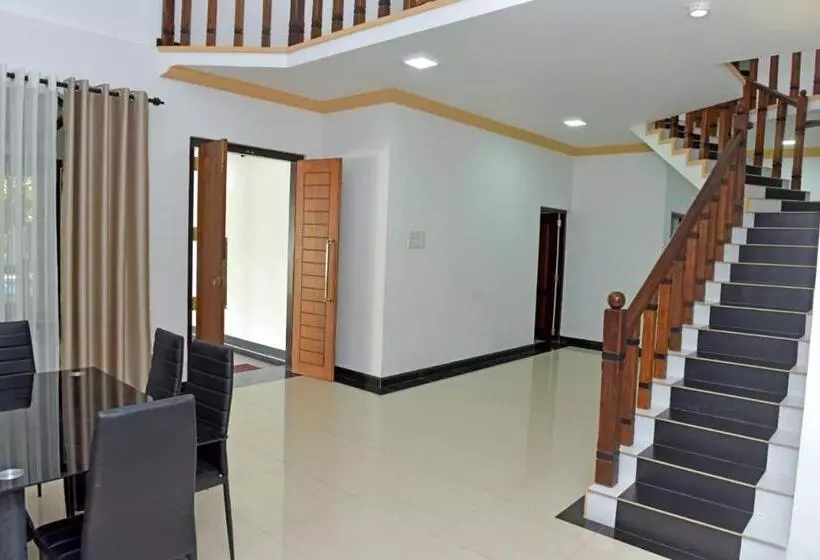 Majatalo Sri Ranana Villa