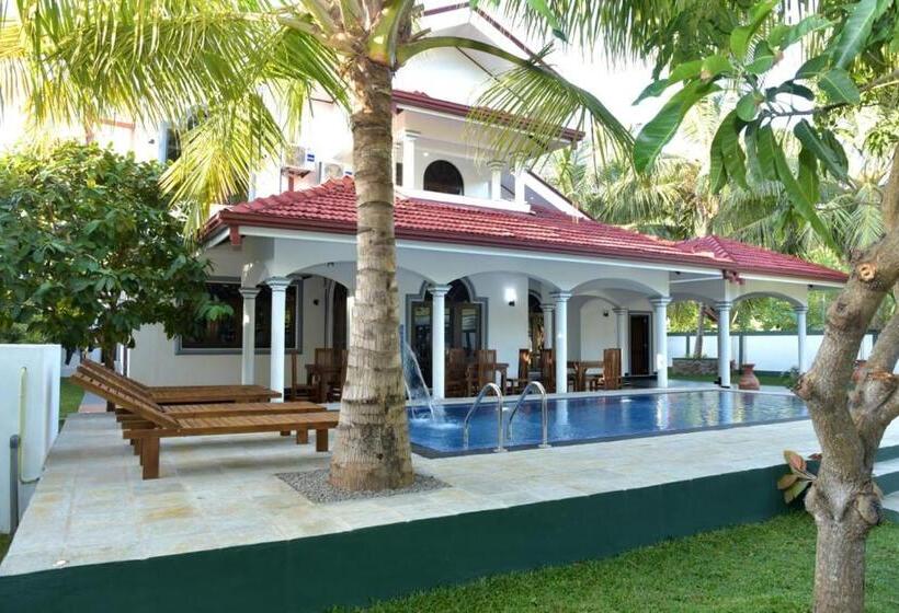 بنسيون Sri Ranana Villa