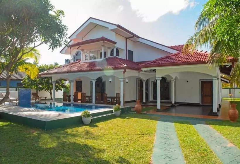 Majatalo Sri Ranana Villa