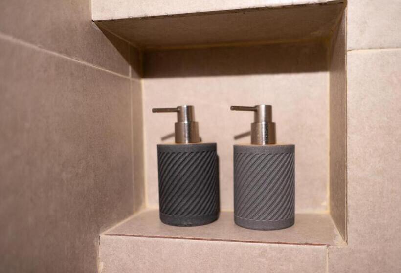 膳宿费 Tiny S House