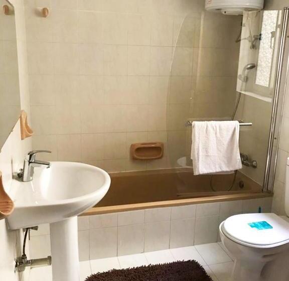 هاستل Eem Only Girls Student Residence