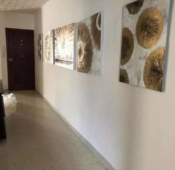هاستل Eem Only Girls Student Residence