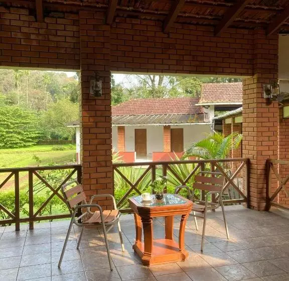 ユースホステル Espresso Escape By Jadecaps 3bhk Chikamagalur