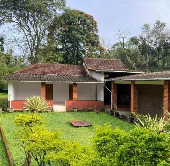 ユースホステル Espresso Escape By Jadecaps 3bhk Chikamagalur