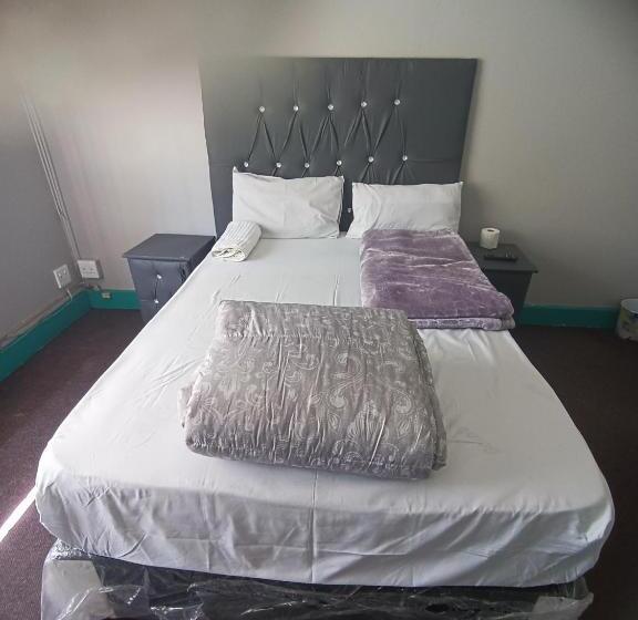 Hostel Prime Guest Inn