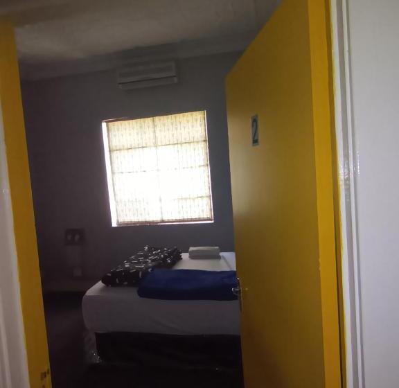 Hostel Prime Guest Inn