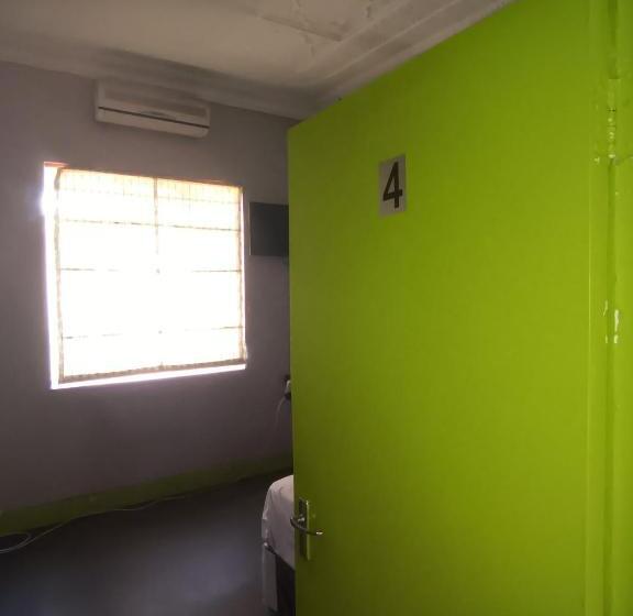 Hostel Prime Guest Inn