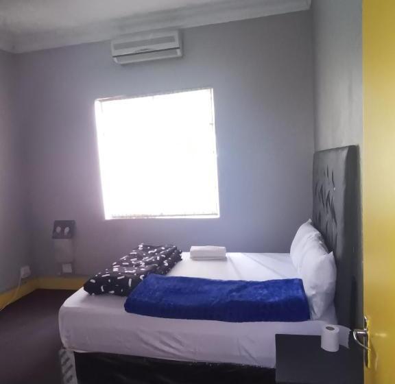 Hostel Prime Guest Inn