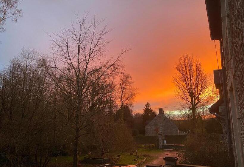 مبيت وإفطار Le Pont De Benneville