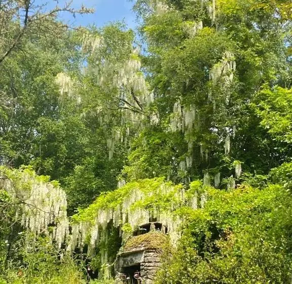 Aamiaismajoitus (B&B) Le Pont De Benneville