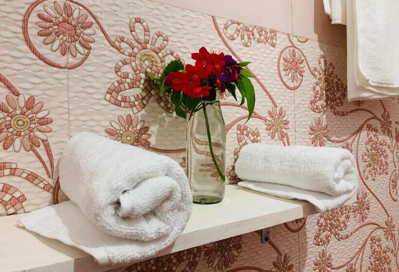 مبيت وإفطار Villa Mandala Guest House