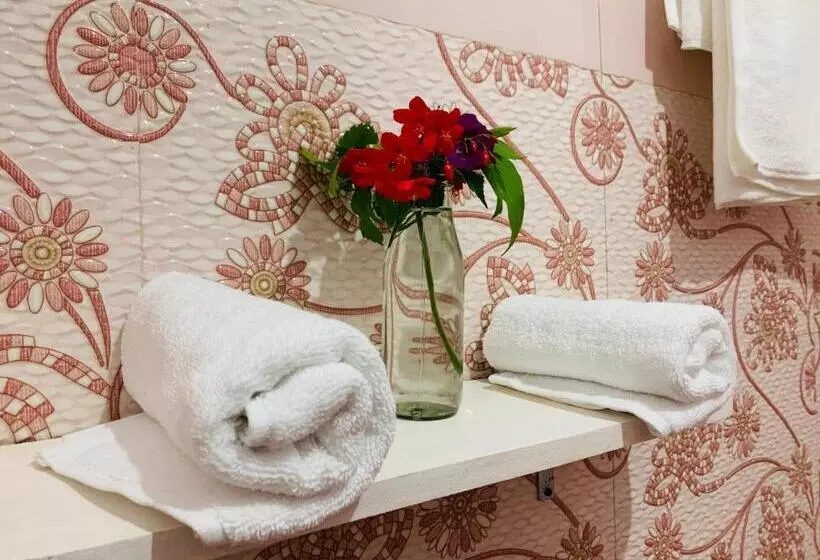 تختخواب و صبحانه Villa Mandala Guest House