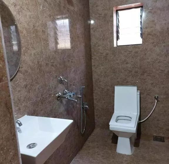 ホテル Budget Baga Beach Resort Goa